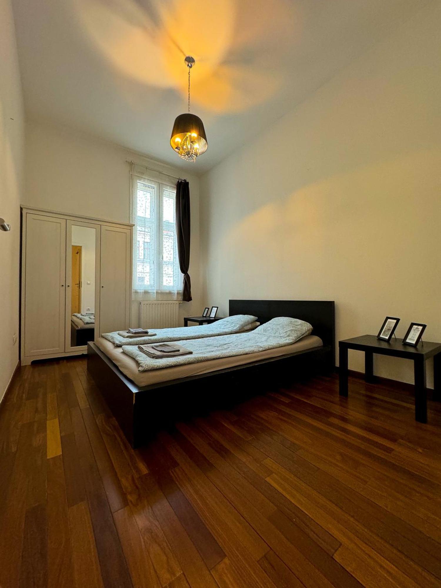 Downtown Family Apartments Βουδαπέστη Δωμάτιο φωτογραφία